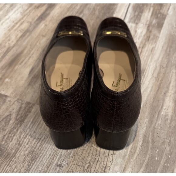 Salvatore Ferragamo Women's 6.5 A4 Alligator Kitten Heel Brown Made in Italy - Picture 6 of 9